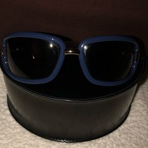 Gucci Blue Sunglasses w Gold Detailing ✨